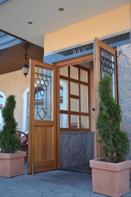 Guesthouse Bajc Vrhnika Exterior photo